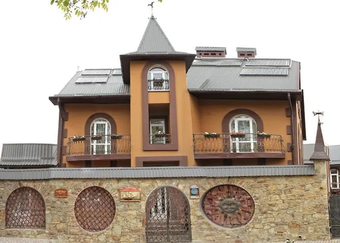 Смотрицька ПерлинаГотель